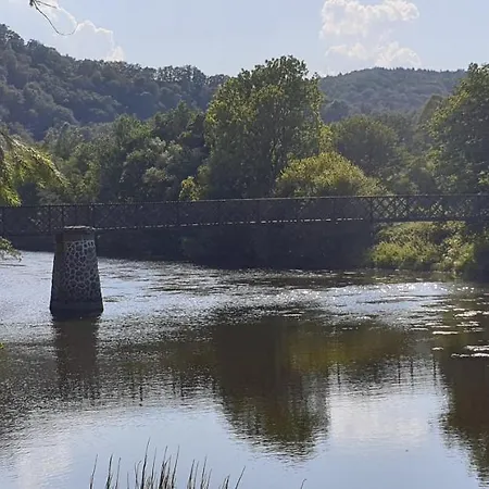 T2 Dans Calme - Proche Des Thermes Et Du Centre * Châtel-Guyon