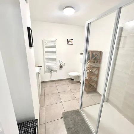 T2 Dans Calme - Proche Des Thermes Et Du Centre *